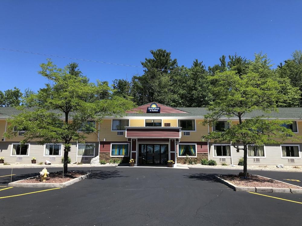 Days Inn & Suites By Wyndham סטיבנס פוינט מראה חיצוני תמונה