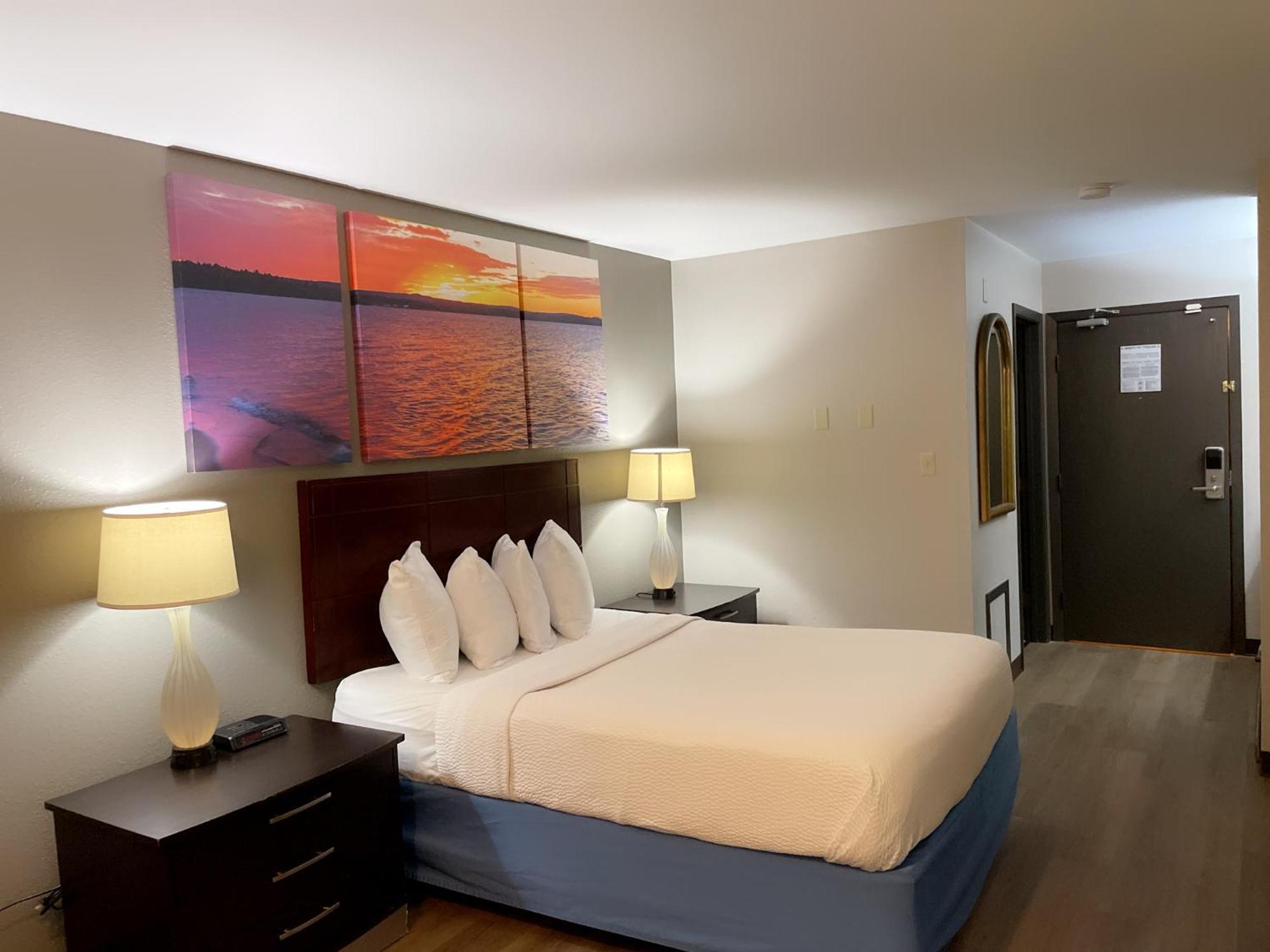 Days Inn & Suites By Wyndham סטיבנס פוינט מראה חיצוני תמונה