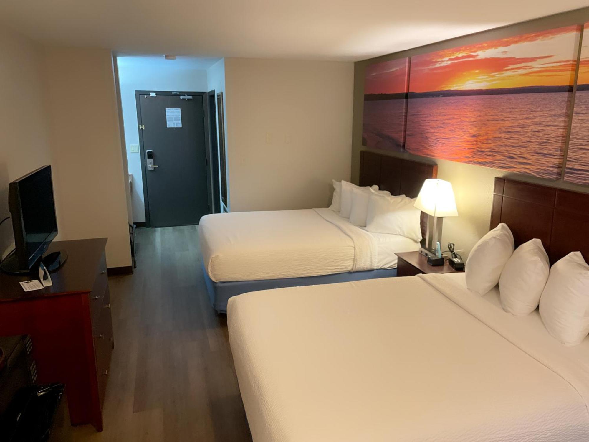 Days Inn & Suites By Wyndham סטיבנס פוינט מראה חיצוני תמונה