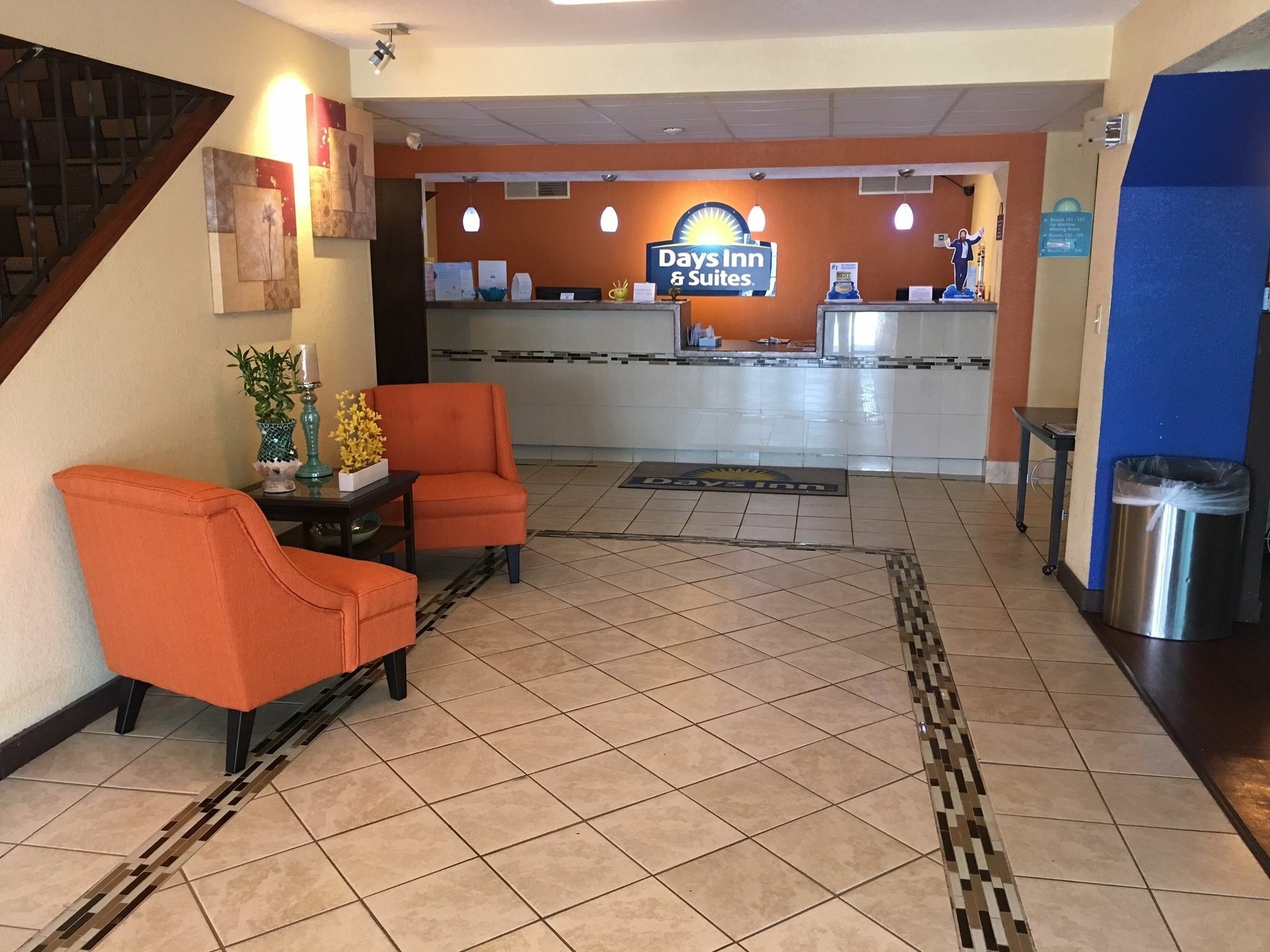 Days Inn & Suites By Wyndham סטיבנס פוינט מראה חיצוני תמונה