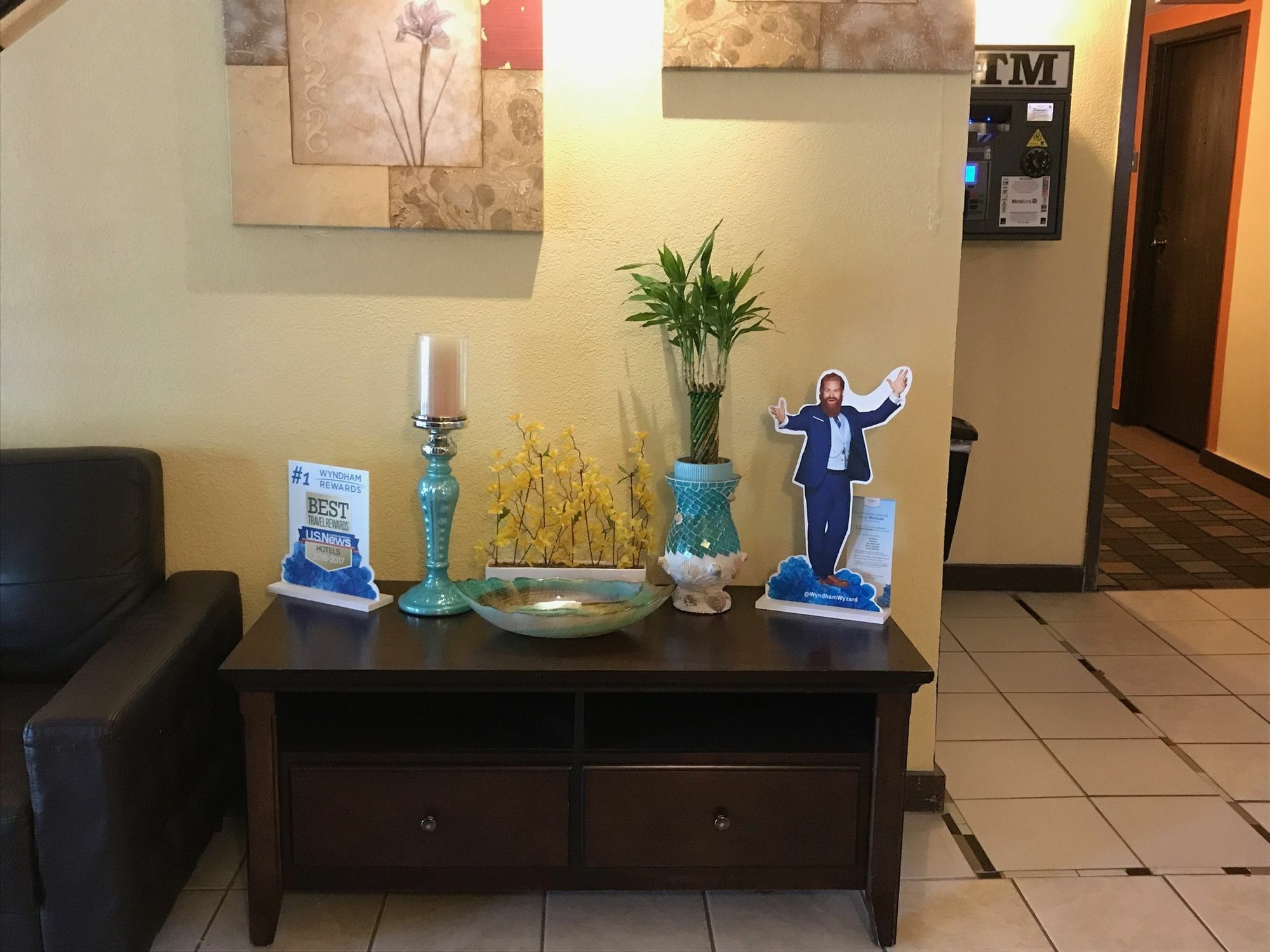 Days Inn & Suites By Wyndham סטיבנס פוינט מראה חיצוני תמונה